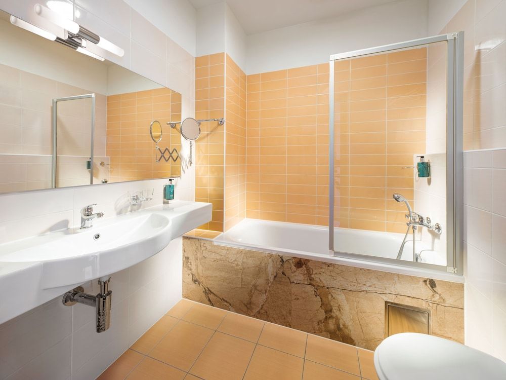 undefined Hotel Michael 9