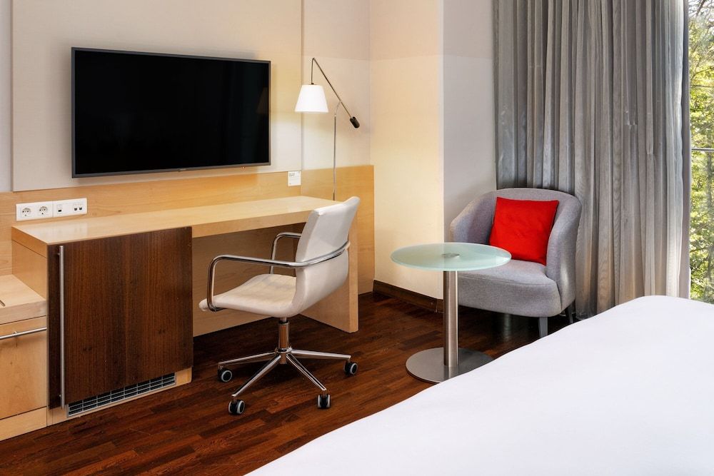 undefined Four Points by Sheraton Ljubljana Mons 5