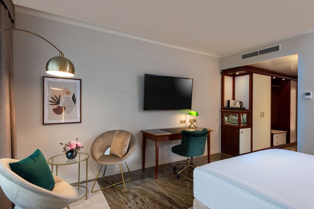 undefined JW Marriott Hotel Berlin 8