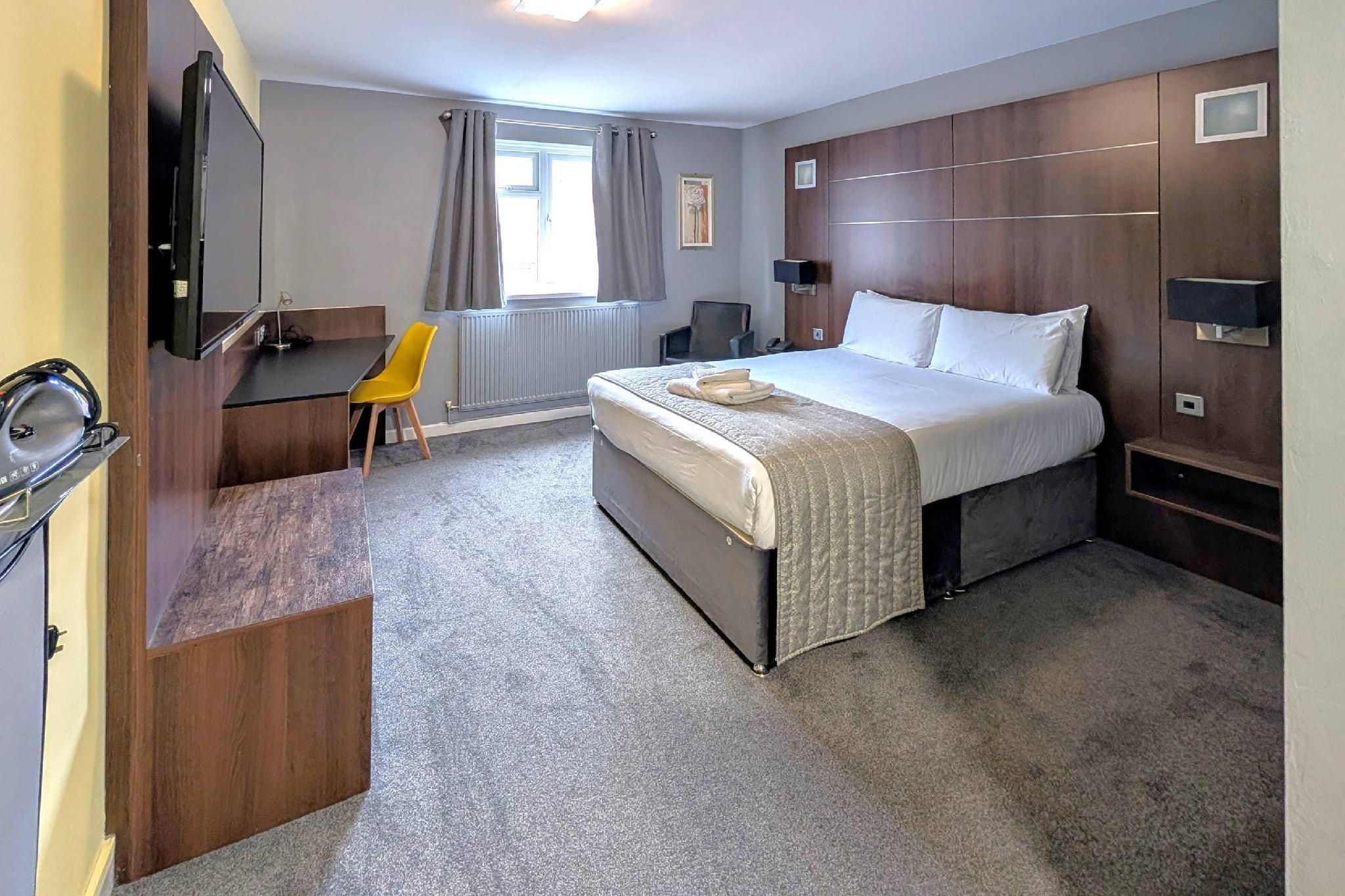 1 Double Bed, Business Room, Nonsmoking, Upgrade