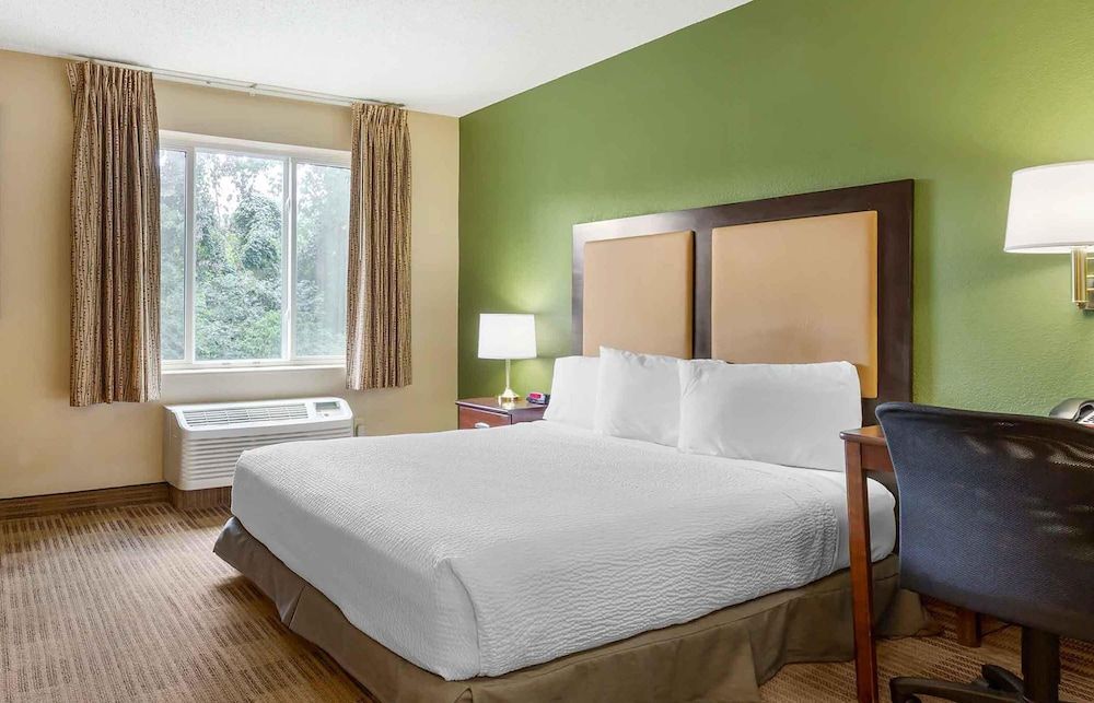 Extended Stay America Suites Baltimore Glen Burnie Studio, 1 Queen Bed, Accessible, Non Smoking