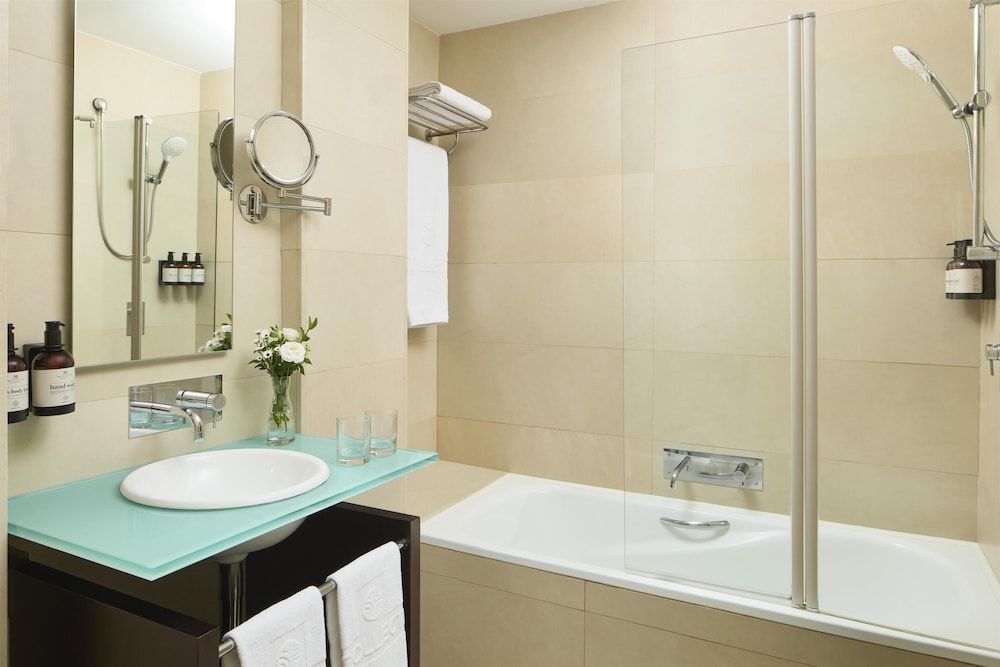 NH Collection Sevilla Superior Room 4