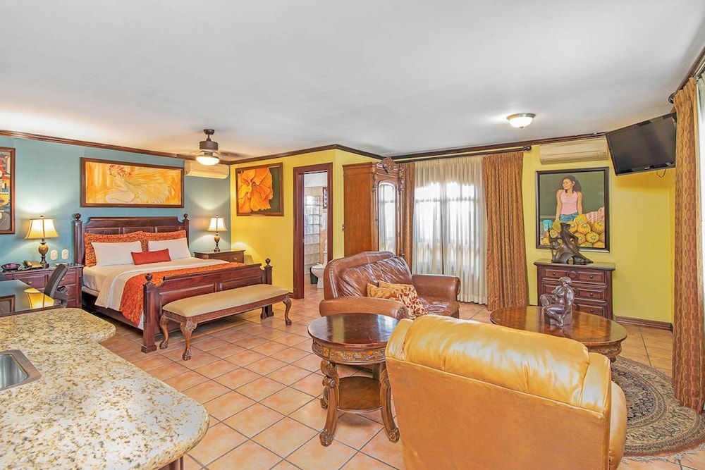 Hotel Casa Roland San José