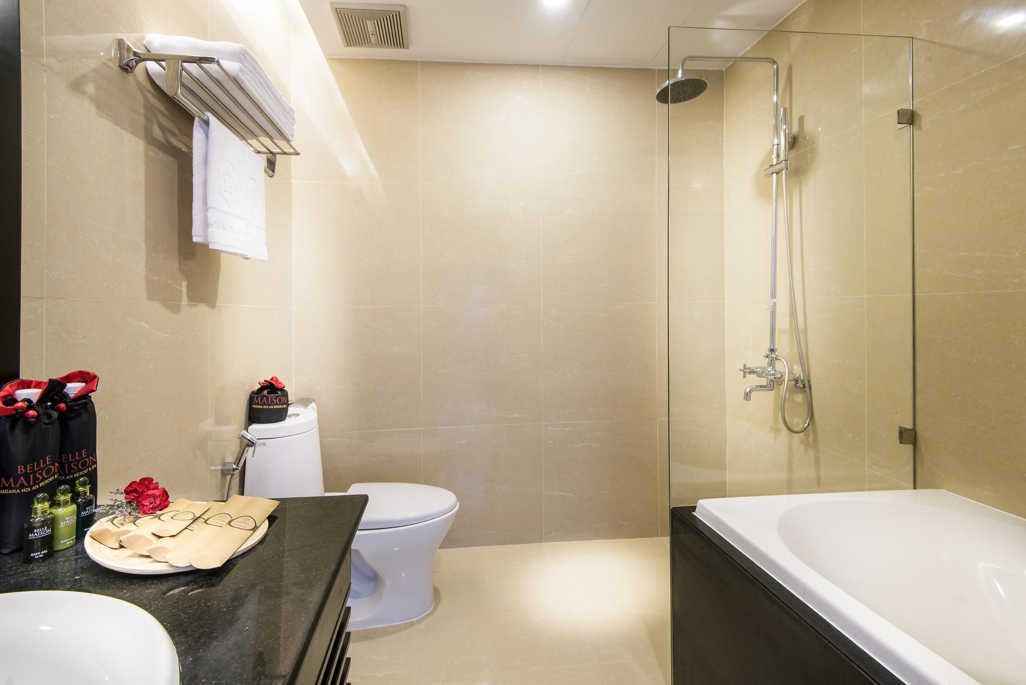 Family Connecting Room 