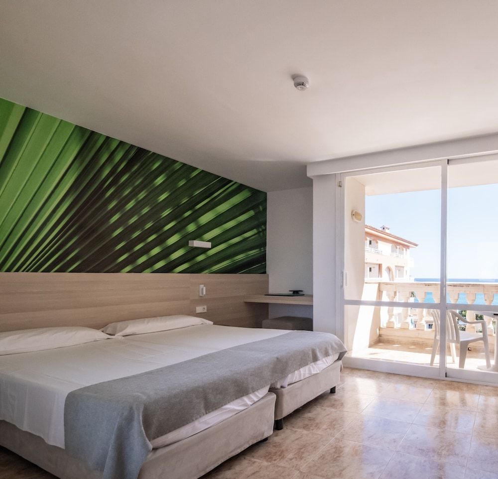 Premium Double Room, 1 Double or 2 Twin Beds, Balcony, Sea View