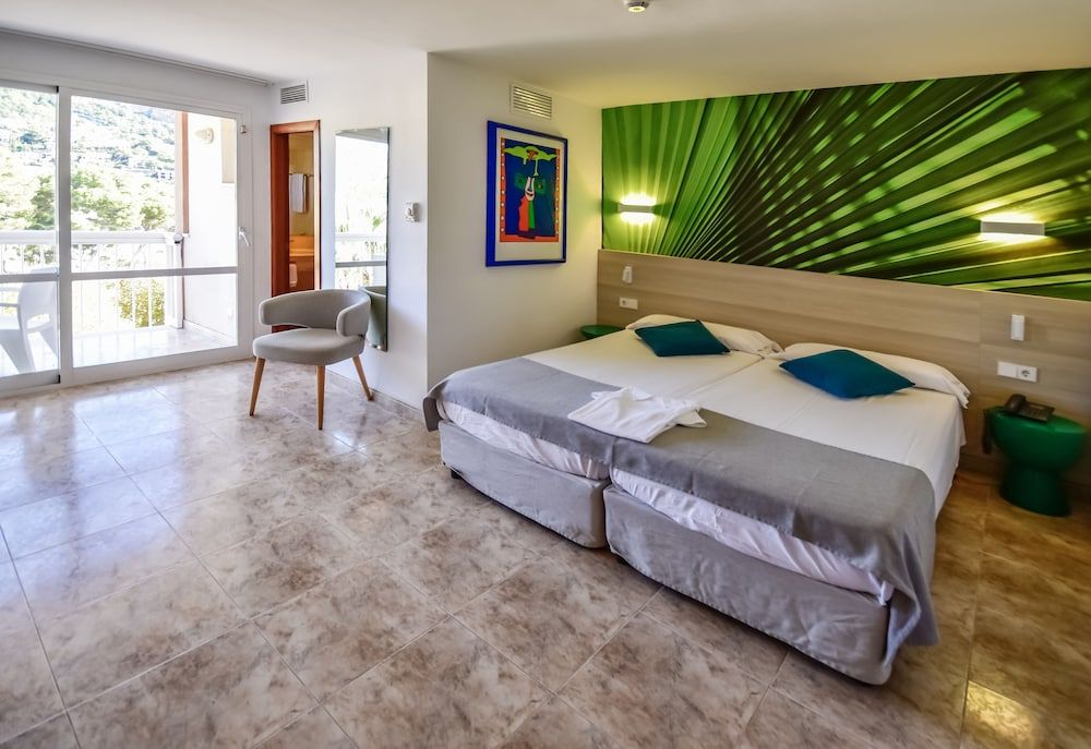 Superior Double Room, 1 Double or 2 Twin Beds, Balcony, Sea View