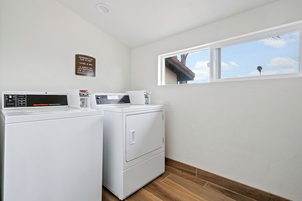 La Serena Inn Family Room, 2 Bedrooms, Kitchen 5