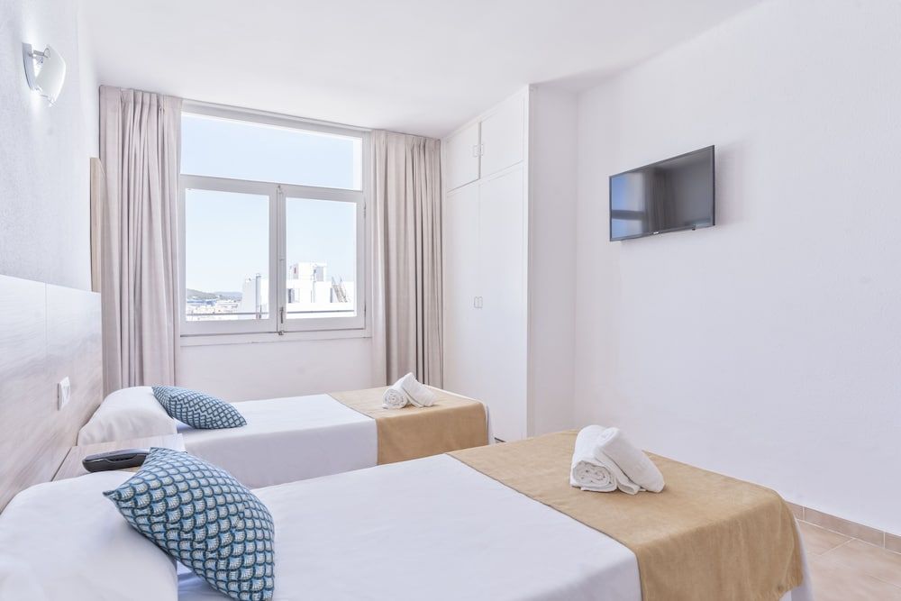 Suncoast Ibiza Hotel - Adults Only Twin Room 4