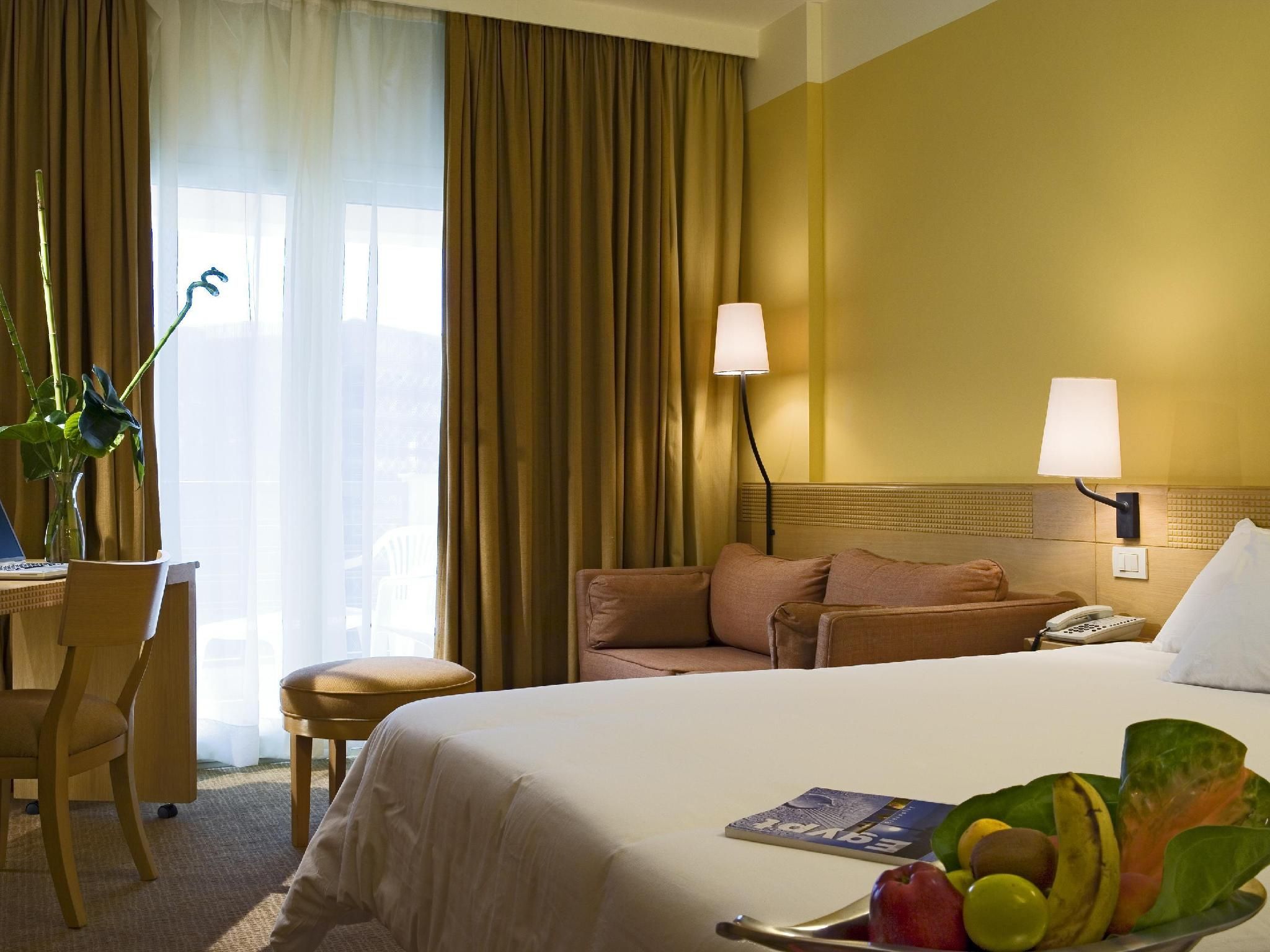 Junior Suite With 1 Double Bed, With Balcony