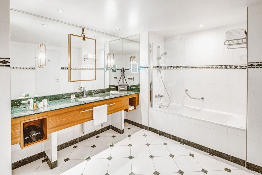 Hilton Imperial Dubrovnik Double Guest Room 5