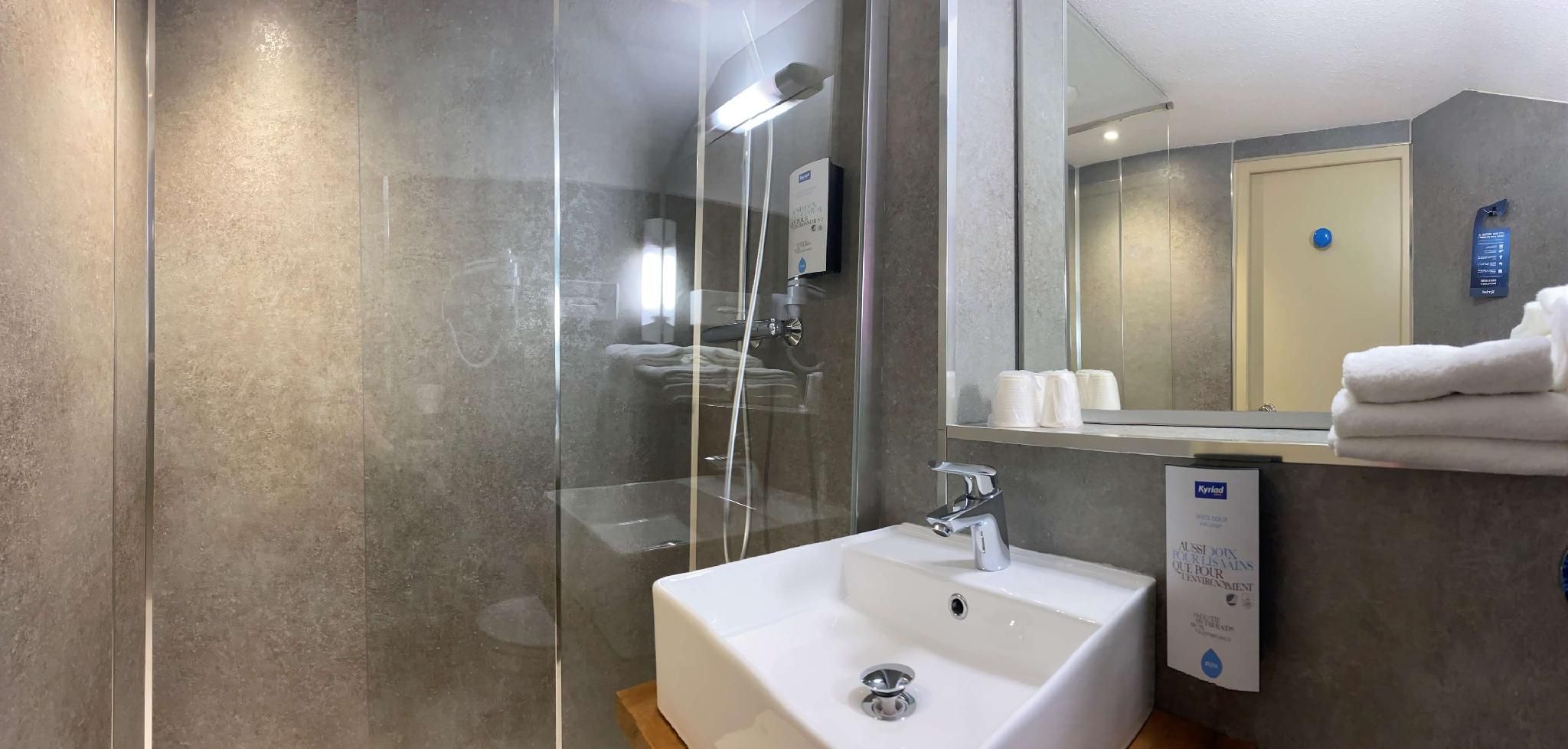 Kyriad Beaune Standard Room - 1 Double Bed 2 Single Beds 3