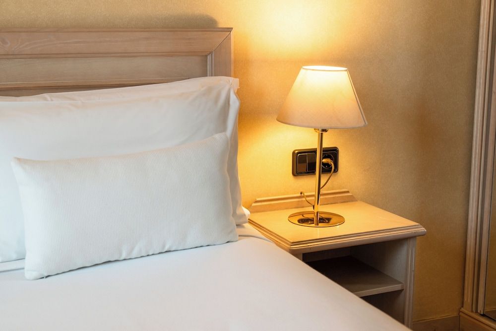 undefined Sunotel Aston 9