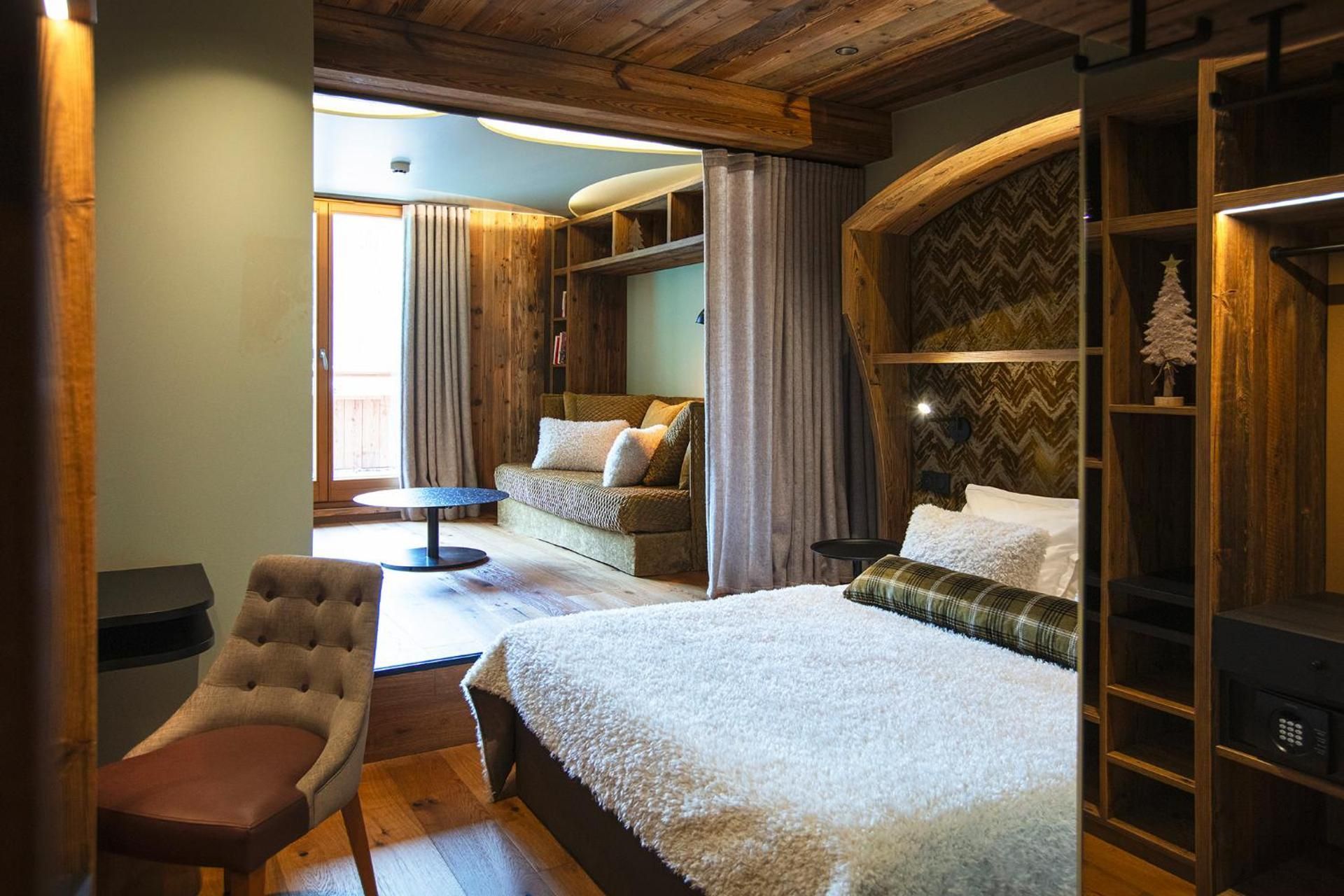 Junior Suite with Balcony