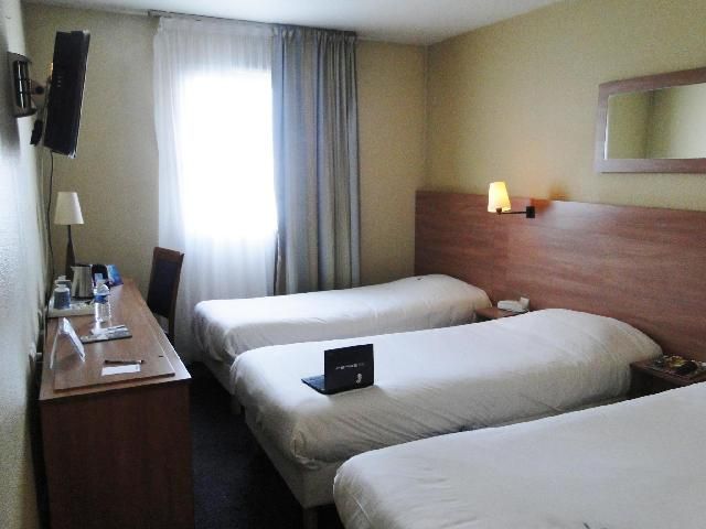 Triple Room - 3 Single Beds