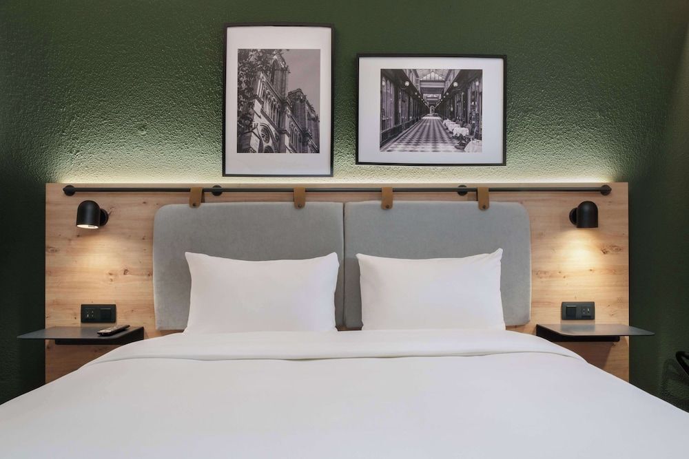 Campanile NATURE - Paris Ouest Gennevilliers Port Standard Room, 1 Queen Bed 4