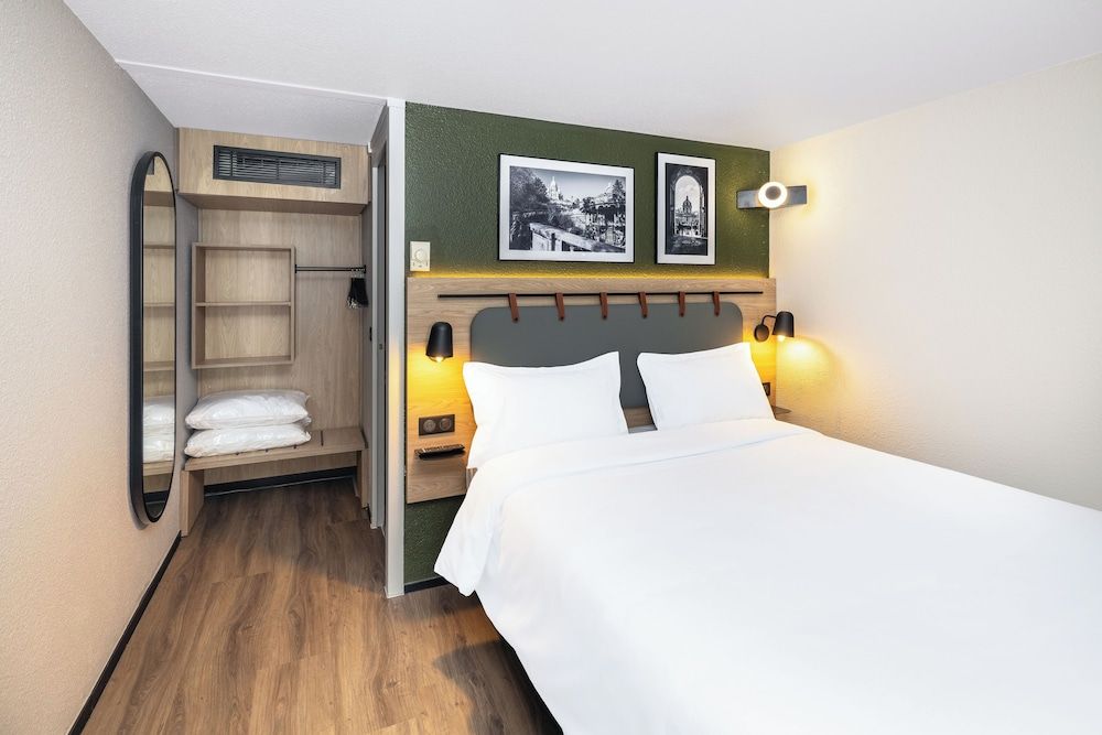 Campanile NATURE - Paris Ouest Gennevilliers Port Standard Room, 1 Queen Bed 2