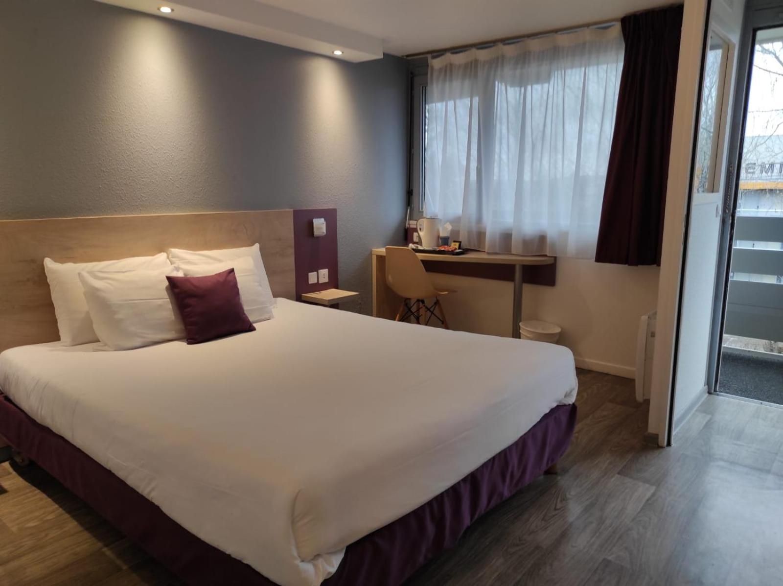 1 Double Bed