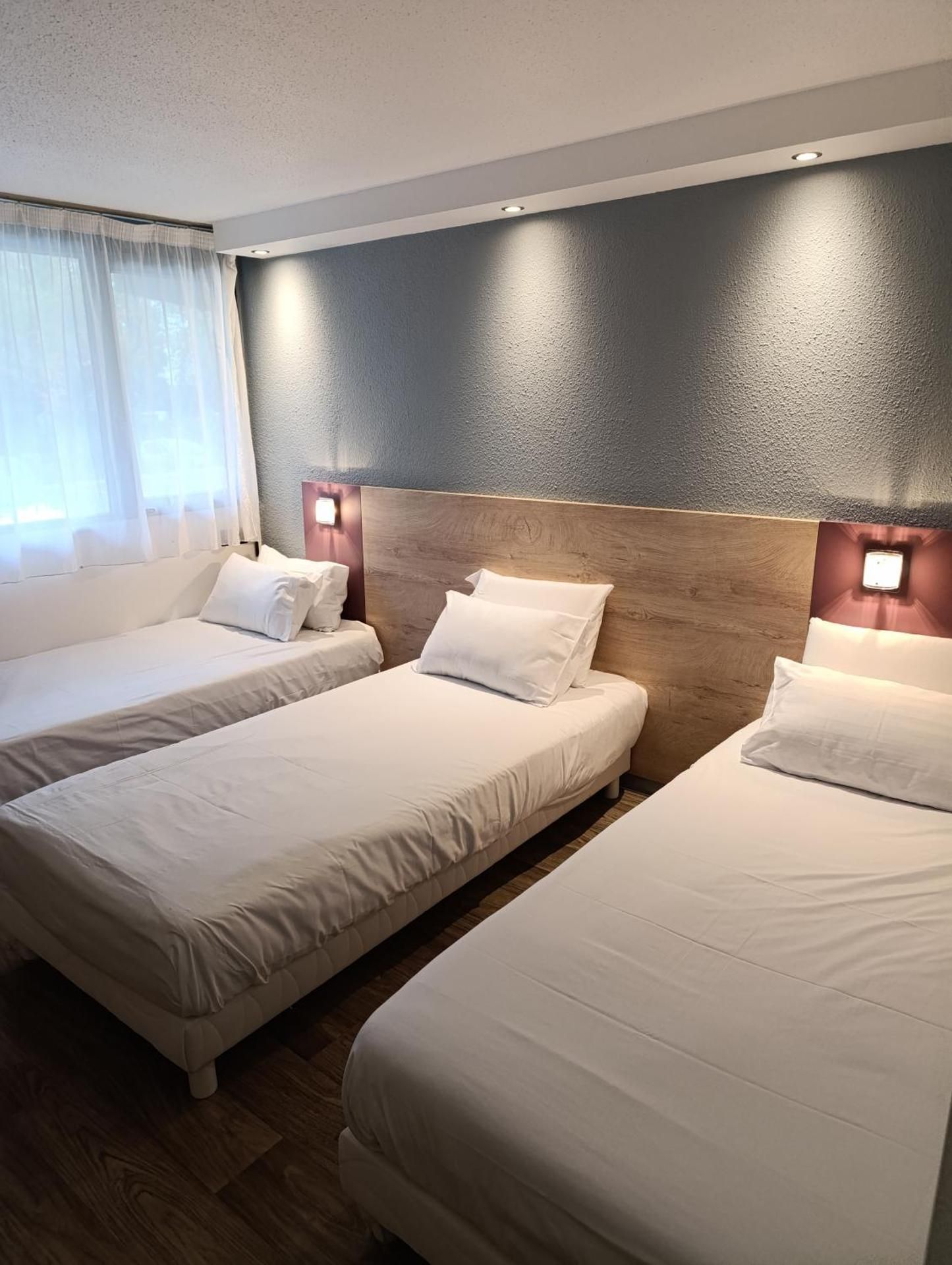 Triple Room - 3 Single Beds