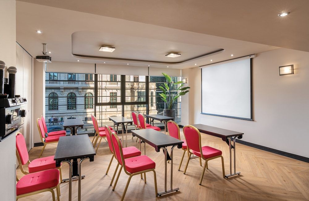 undefined Leonardo Hotel Bucharest City Center 9
