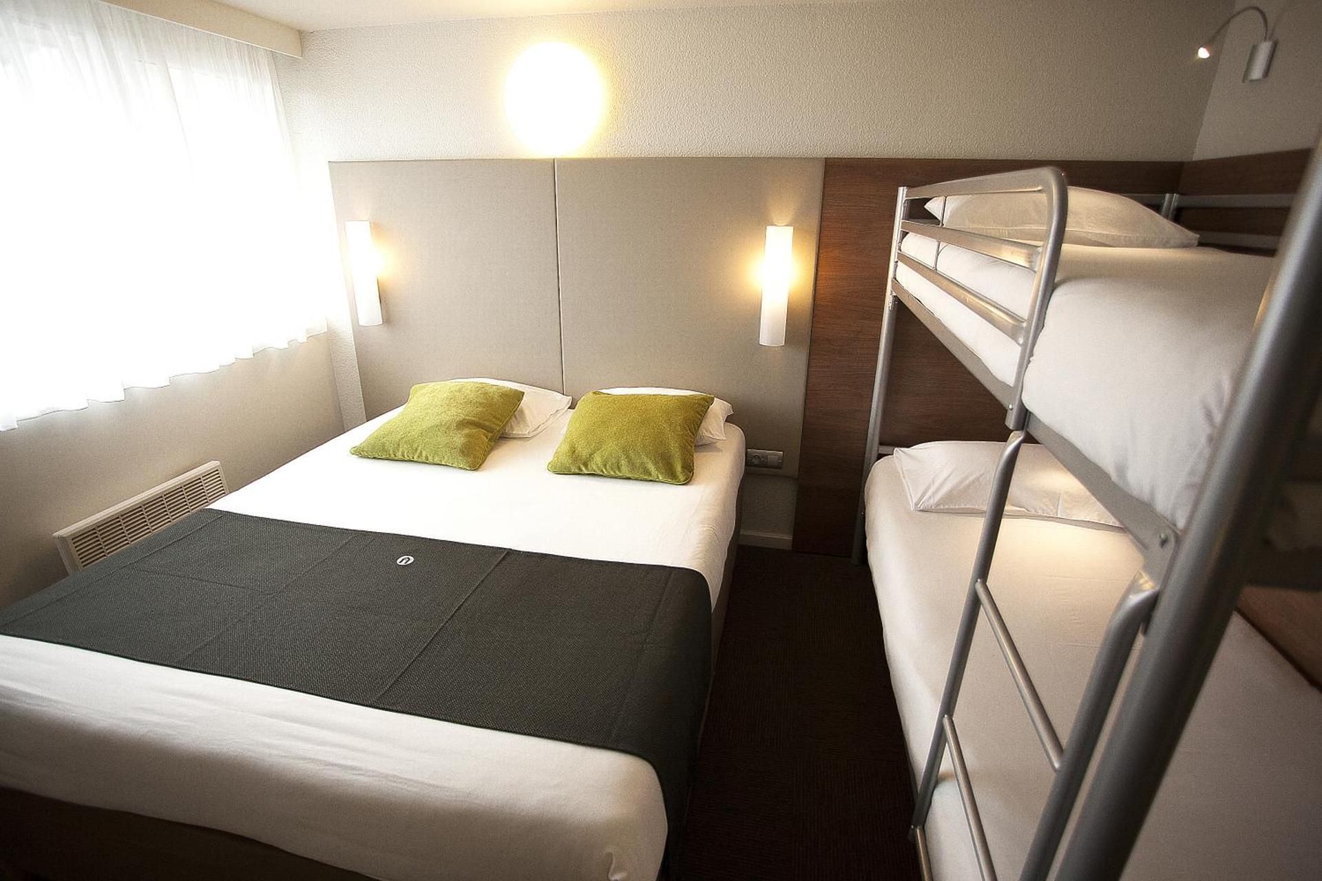Standard Quadruple Room