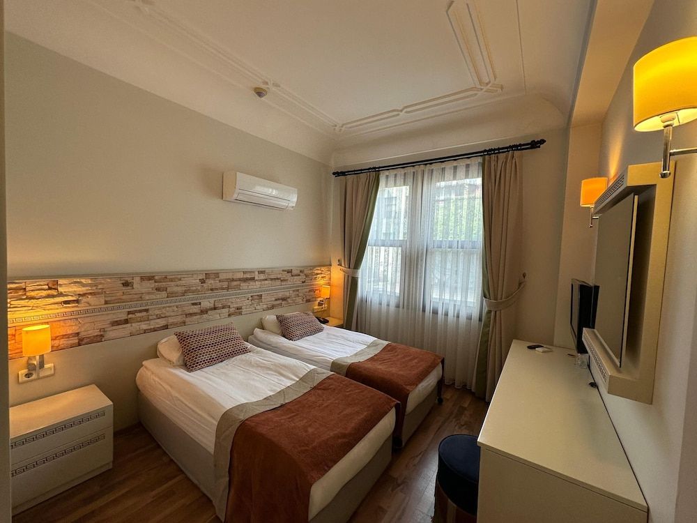 Aspen Hotel - Special Class Economy Room, 1 Double or 2 Twin Beds 2