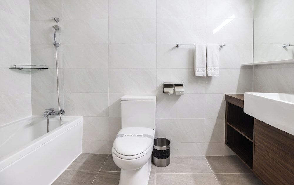 Kensington Hotel Yeouido Seoul Deluxe Double Room 3