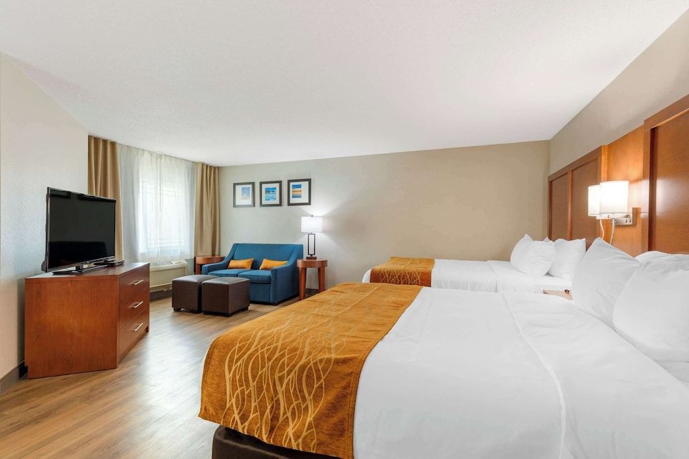 Suite, Multiple Beds, Accessible, Non Smoking (Efficiency)