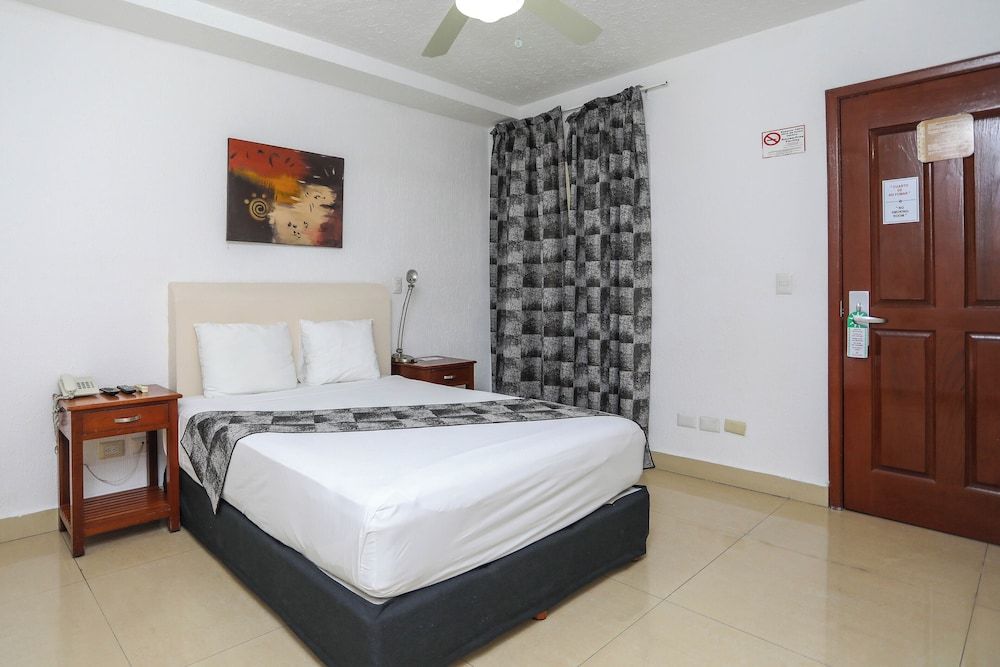 Terracaribe Hotel - In Cancun (Downtown Cancun) Standard Room, 1 Double Bed 11