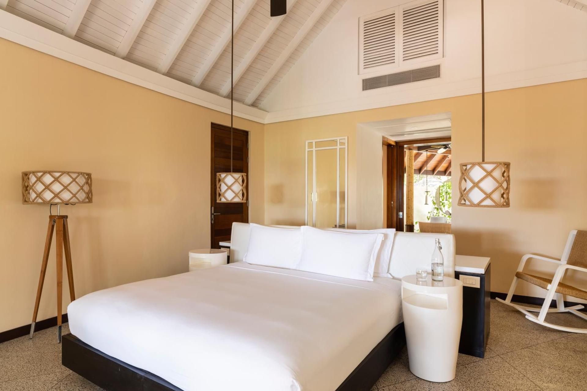 2 Bedrooms Villa
