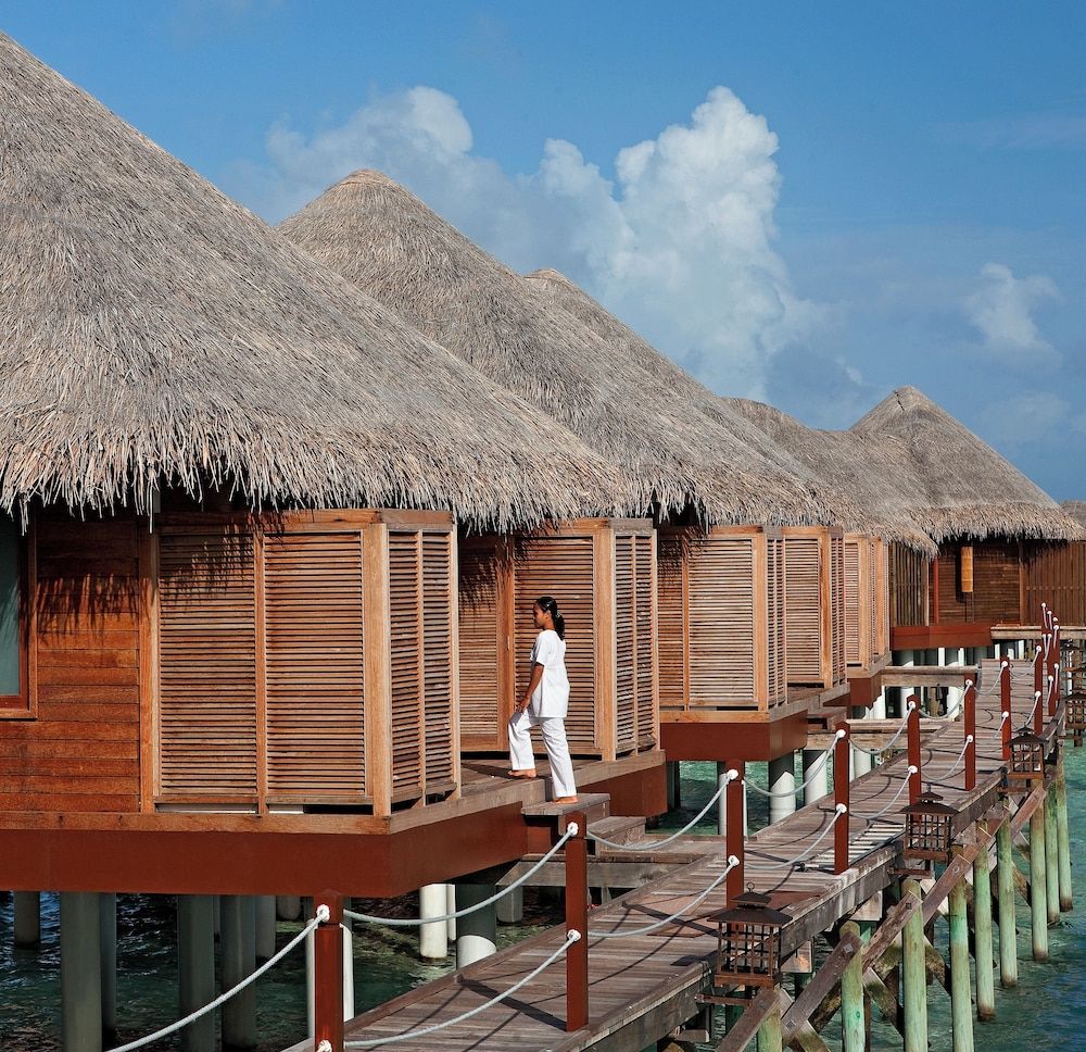 Constance Halaveli Resort