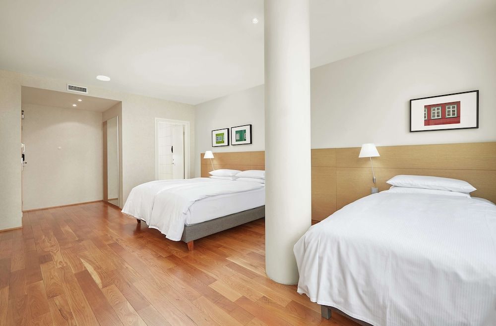 undefined Hilton Reykjavik Nordica 9