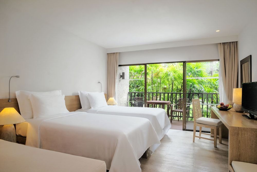 Room, 1 King Bed (Garden)