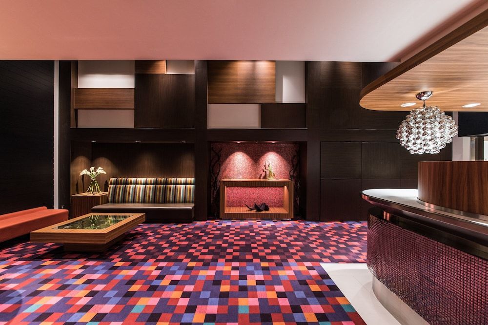 undefined the b akasaka