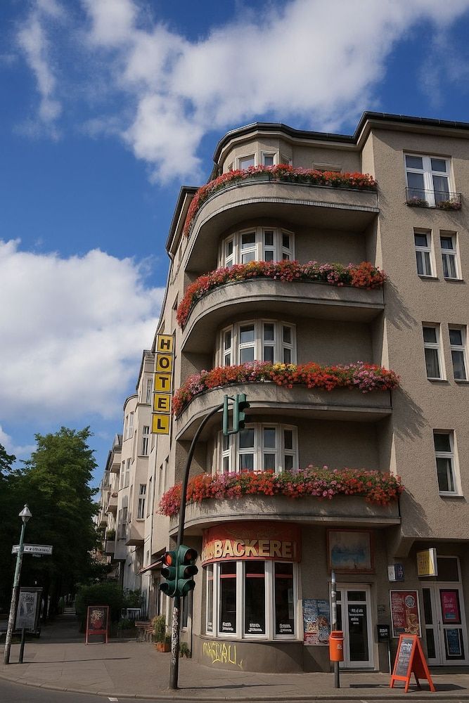 undefined Hotel Bellevue am Kurfürstendamm 6