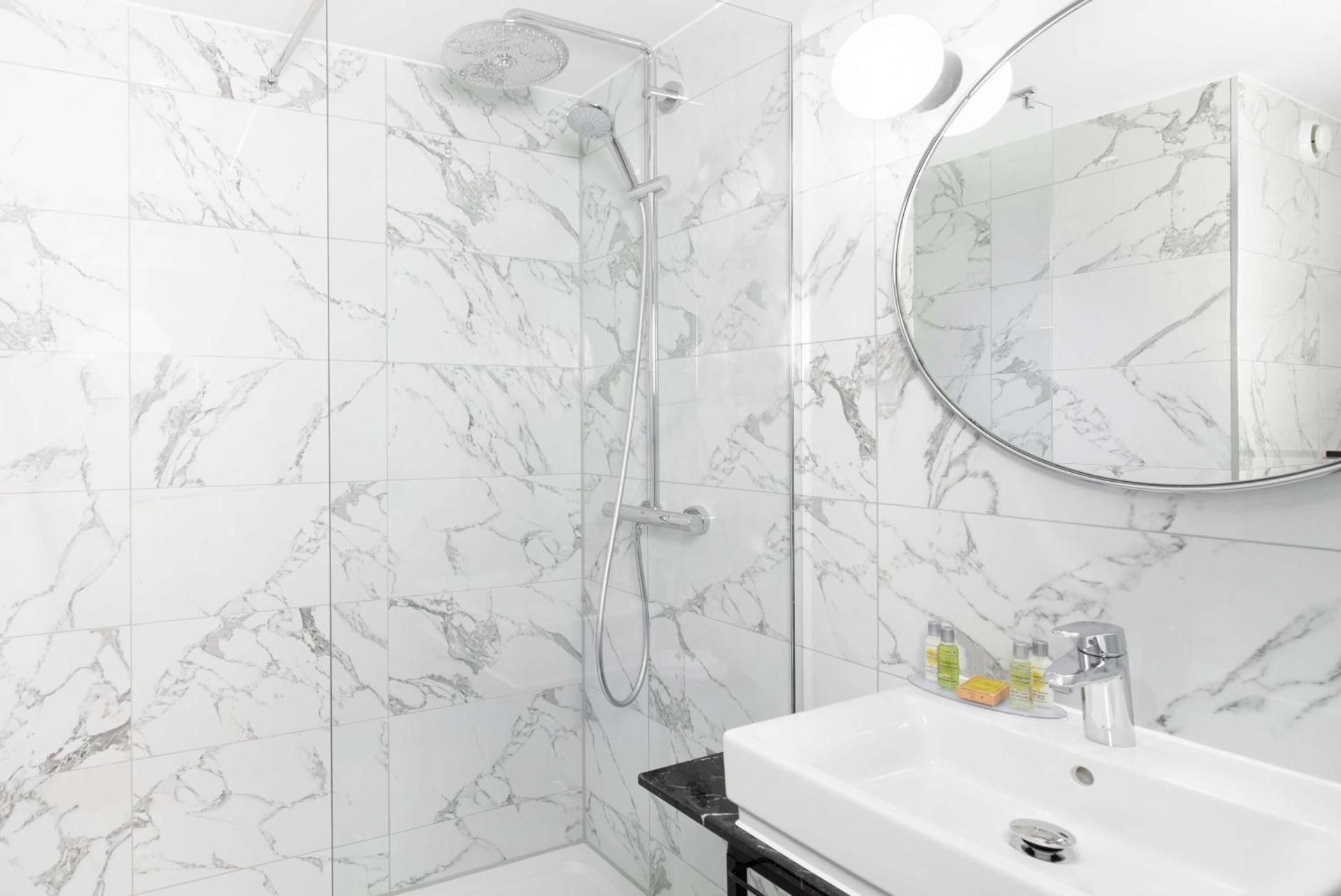 Deluxe King Room Chaise Longue