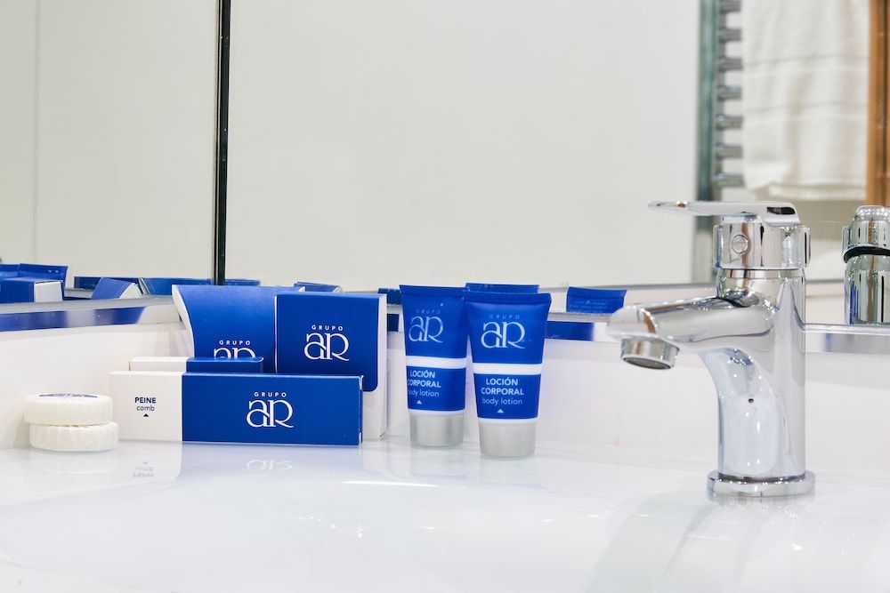 Hotel AR Los Arcos Standard Twin Room 14