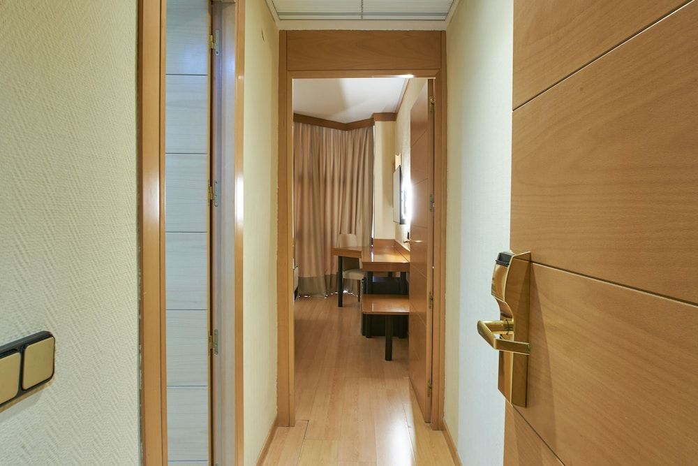 Hotel AR Los Arcos Standard Twin Room 7