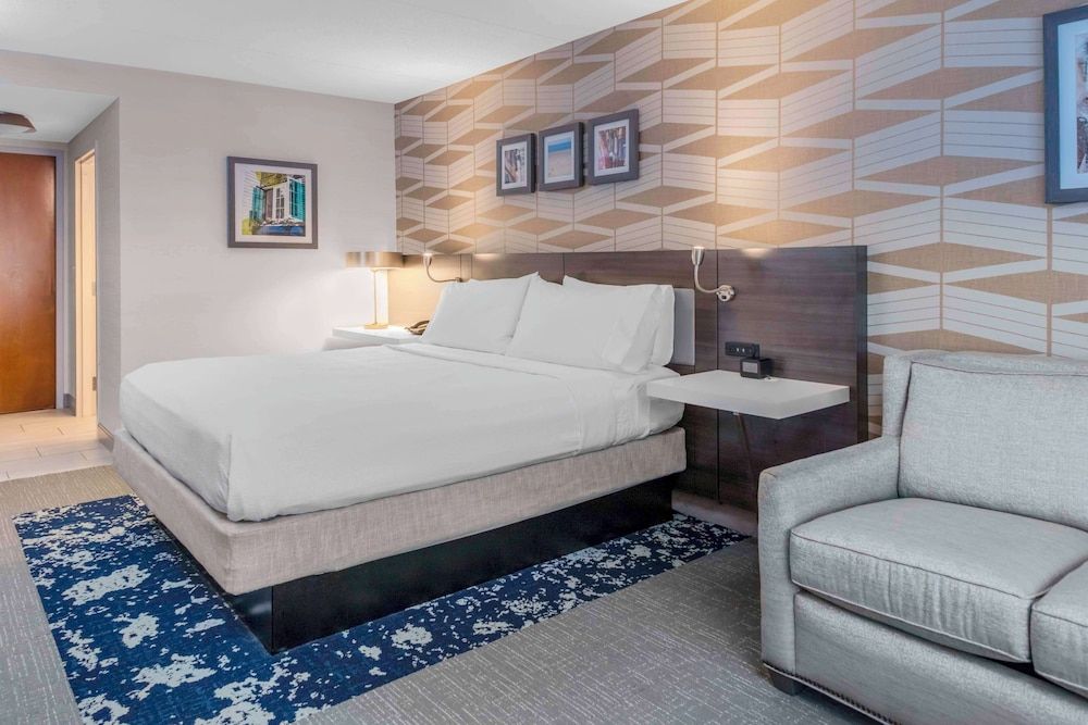 King, Deluxe Room