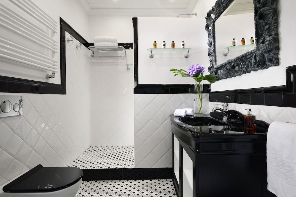 Hotel President Viareggio Double Room, Balcony, Partial Sea View (Prestige) 6