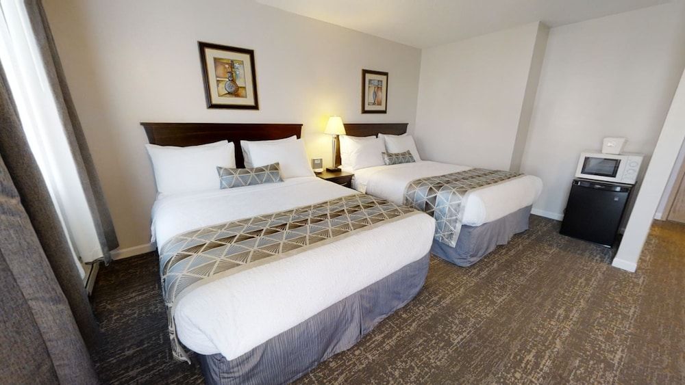 Dilworth Inn Standard Double Room, 2 Queen Beds (Non-Pet Friendly) 4