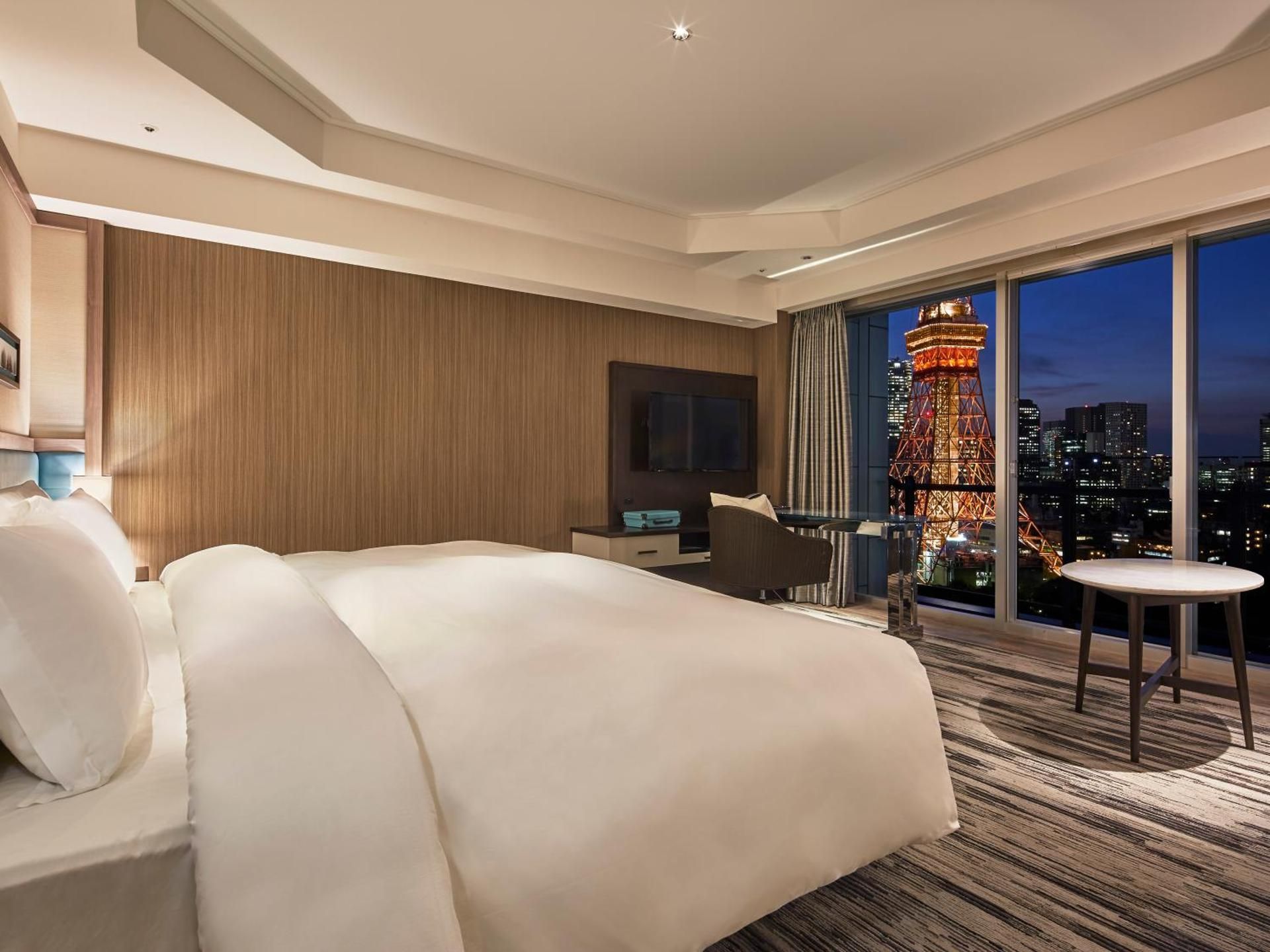 Panoramic Floor Tokyo Tower View King Room - Non-Smoking