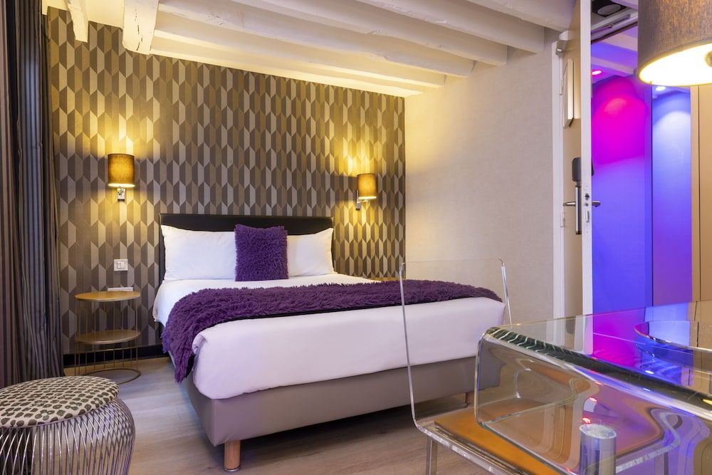 undefined ATN Hotel 4