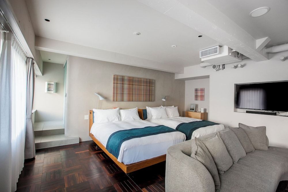 undefined THE KNOT TOKYO Shinjuku 7