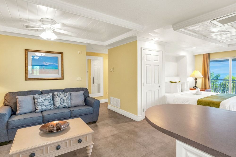 Dove Creek Resort & Marina, Trademark Collection by Wyndham Studio, 1 King Bed, Non Smoking, Ocean View (Balcony) 5