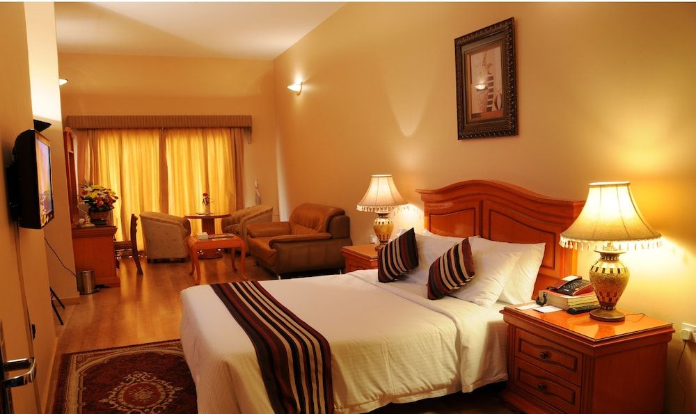 undefined Gulf Gate Hotel 4