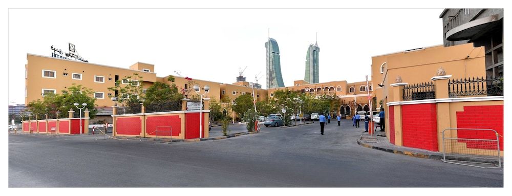 undefined Gulf Gate Hotel