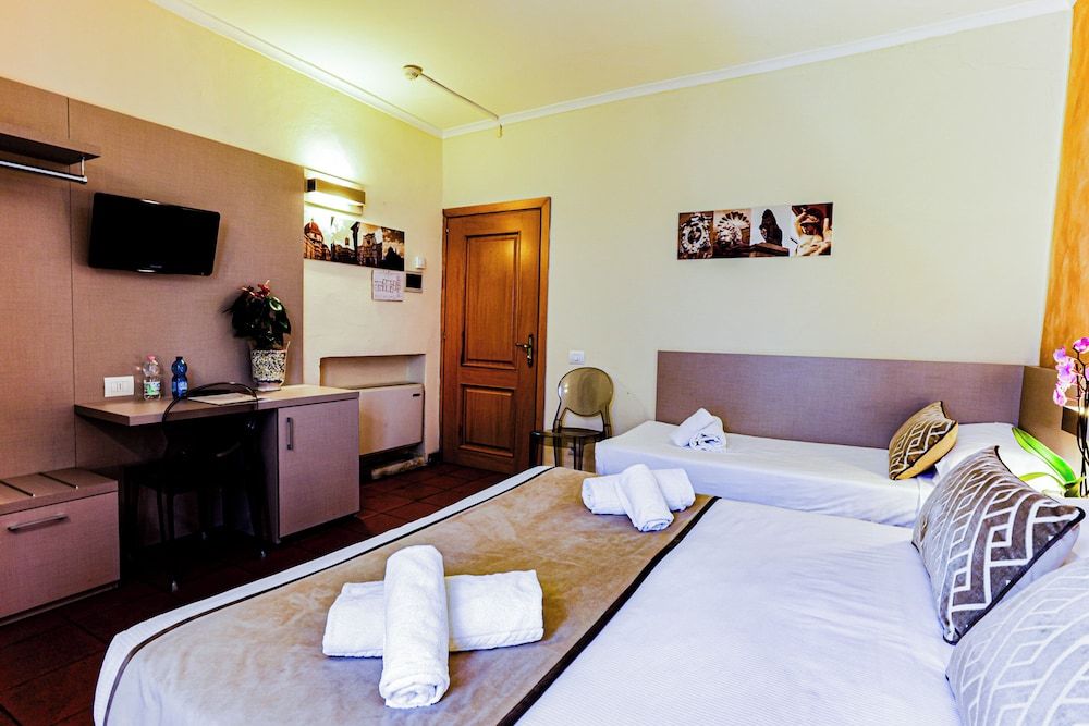 undefined Albergo Firenze 10