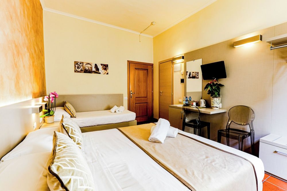 undefined Albergo Firenze 5