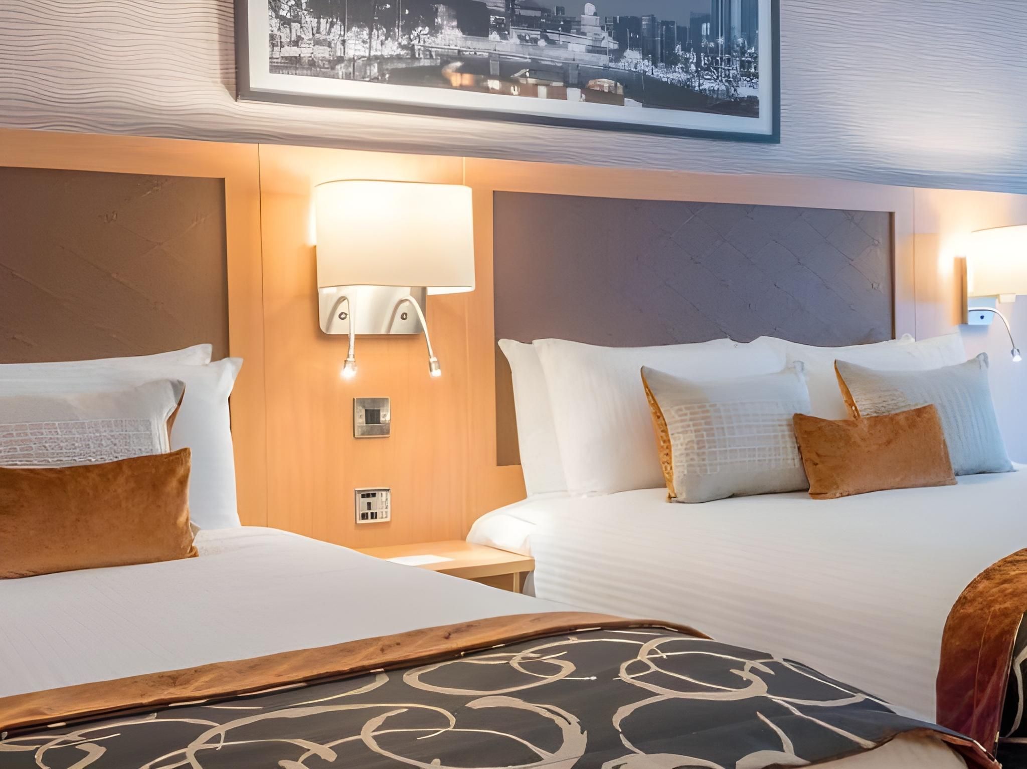 Deluxe Double & Single Room