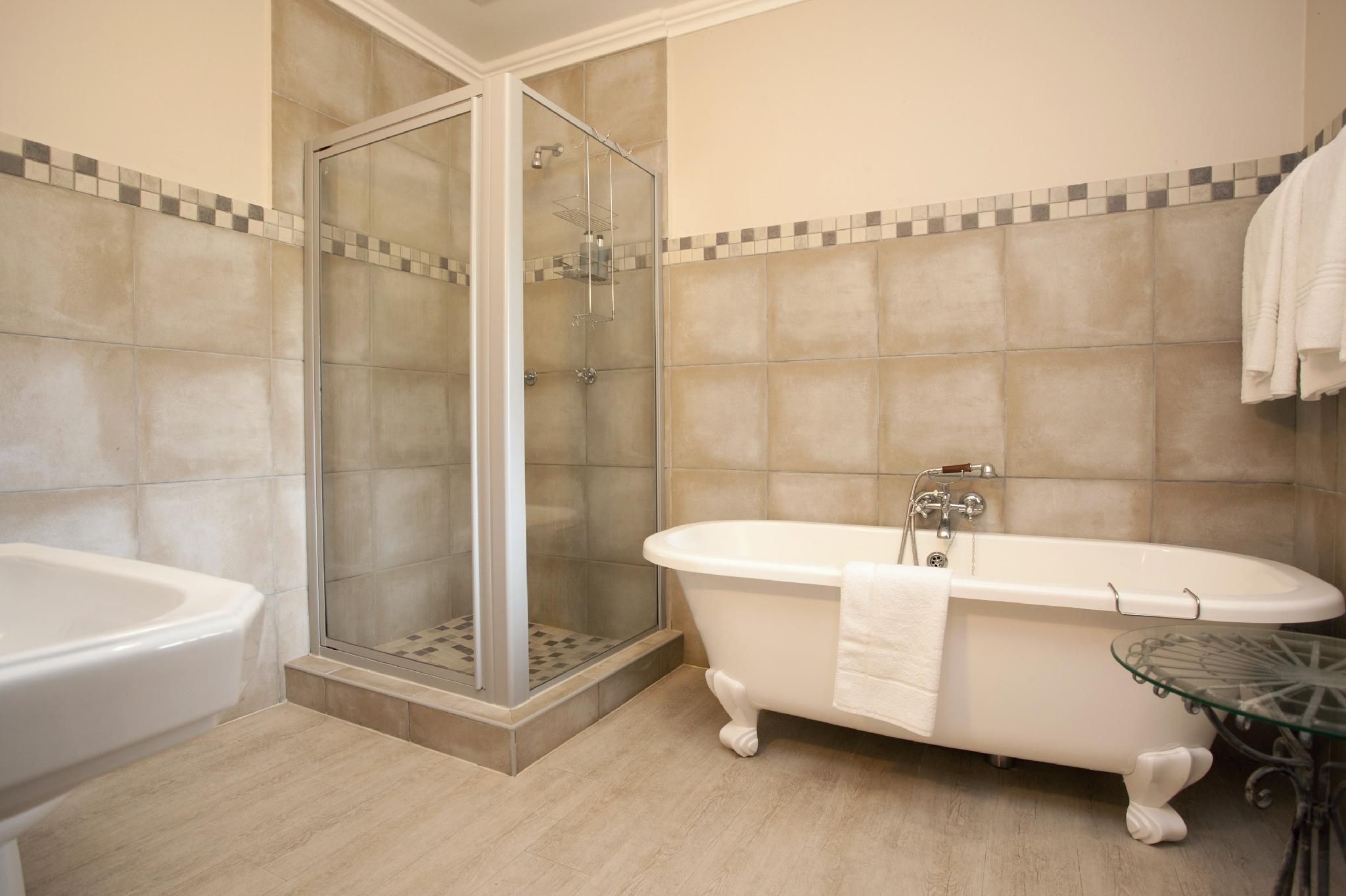 Premier Room - Honeymoon Suite